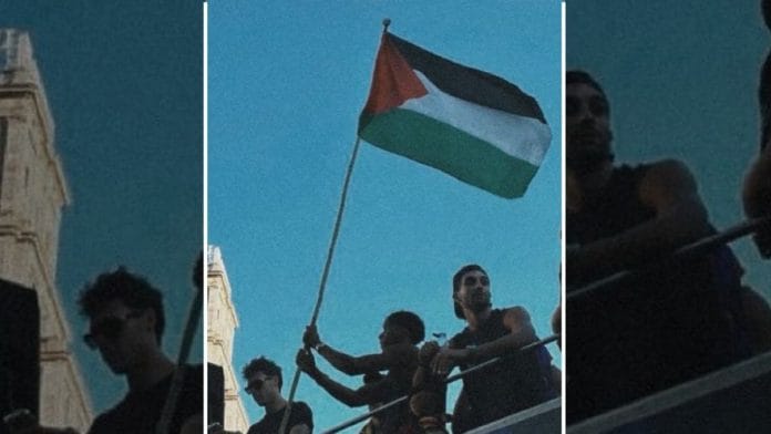 Lamine Yamal waved the Palestinian flag in FC Barcelona's LaLiga victory parade last week | Source: lamineyamal, Instagram