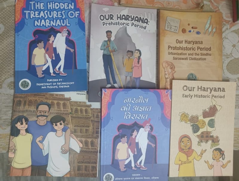 हरियाणा पुरातत्व एवं संग्रहालय विभाग द्वारा तैयार की गई चित्रों वाली किताबें | फोटो: कृष्ण मुरारी/दिप्रिंट