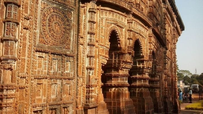 Terracotta reliefs of Kalachand Temple, Bishnupur, Bankura | wikimedia commons