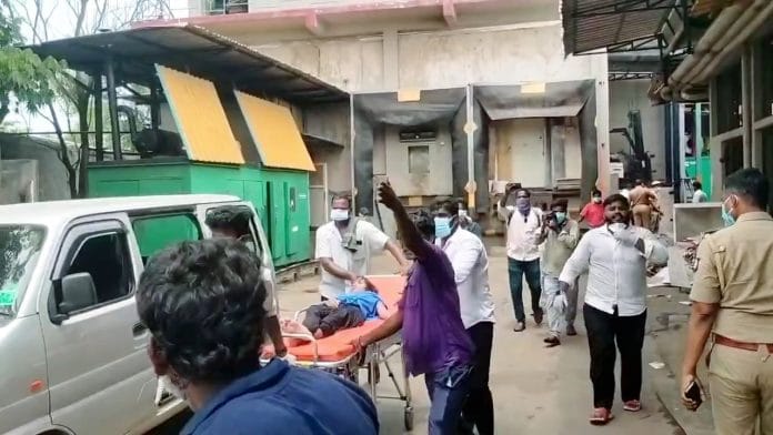 Chennai, Jun 21 (ANI): An affected person being taken to the Stanley Medical College after the ammonia gas leak at the St. Peter's Paul Seafoods Exports facility in Kannigappair, near Periyapalayam in Tiruvallur district, in Chennai on Sunday. (ANI Video Grab)