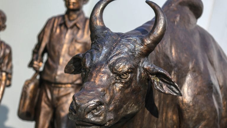 Foreign banks pile into India’s booming loan-backed securities market