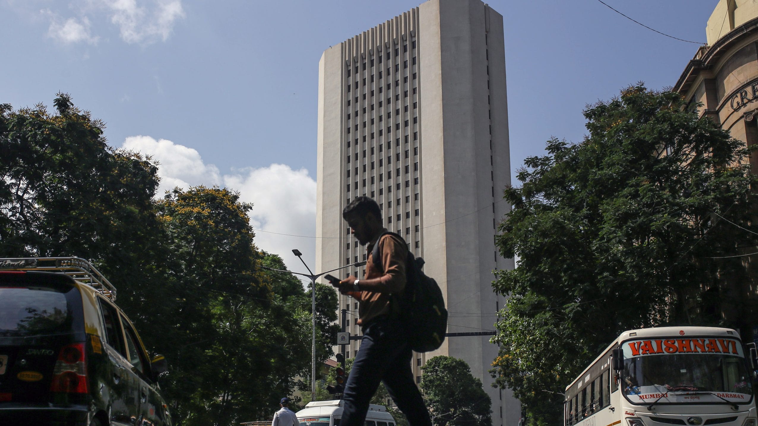 India's forex reserves hit all-time high of $729.3 billion after RBI's steps to attract capital