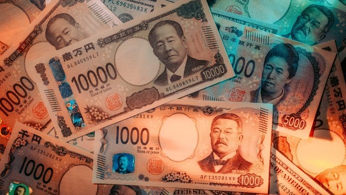 Japanese banknotes arranged in Kyoto, Japan, on Tuesday, Jan. 27, 2026. The yen is now hovering around its strongest level since October after comments from Japanese officials fueled speculation that the government may intervene in the market to prevent the currency from resuming its slide. | Photographer: Kentaro Takahashi/Bloomberg