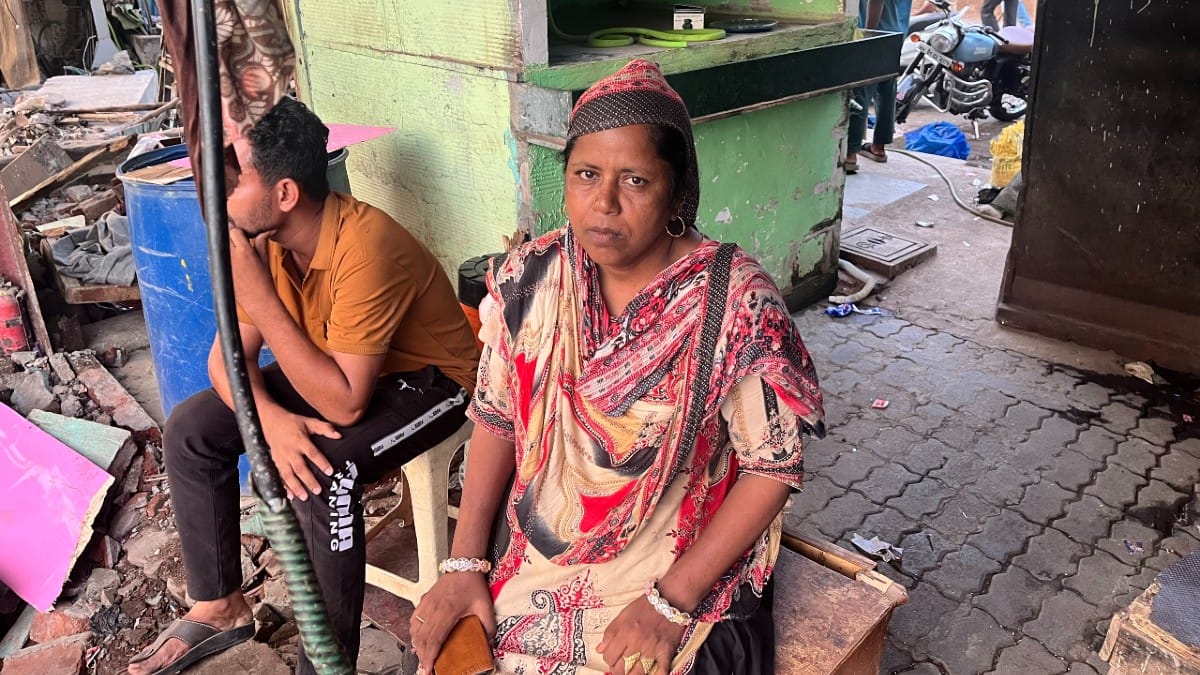 Aasiya Bano sits under a foot over-bridge facing Garib Nagar | Kasturi Walimbe/ThePrint