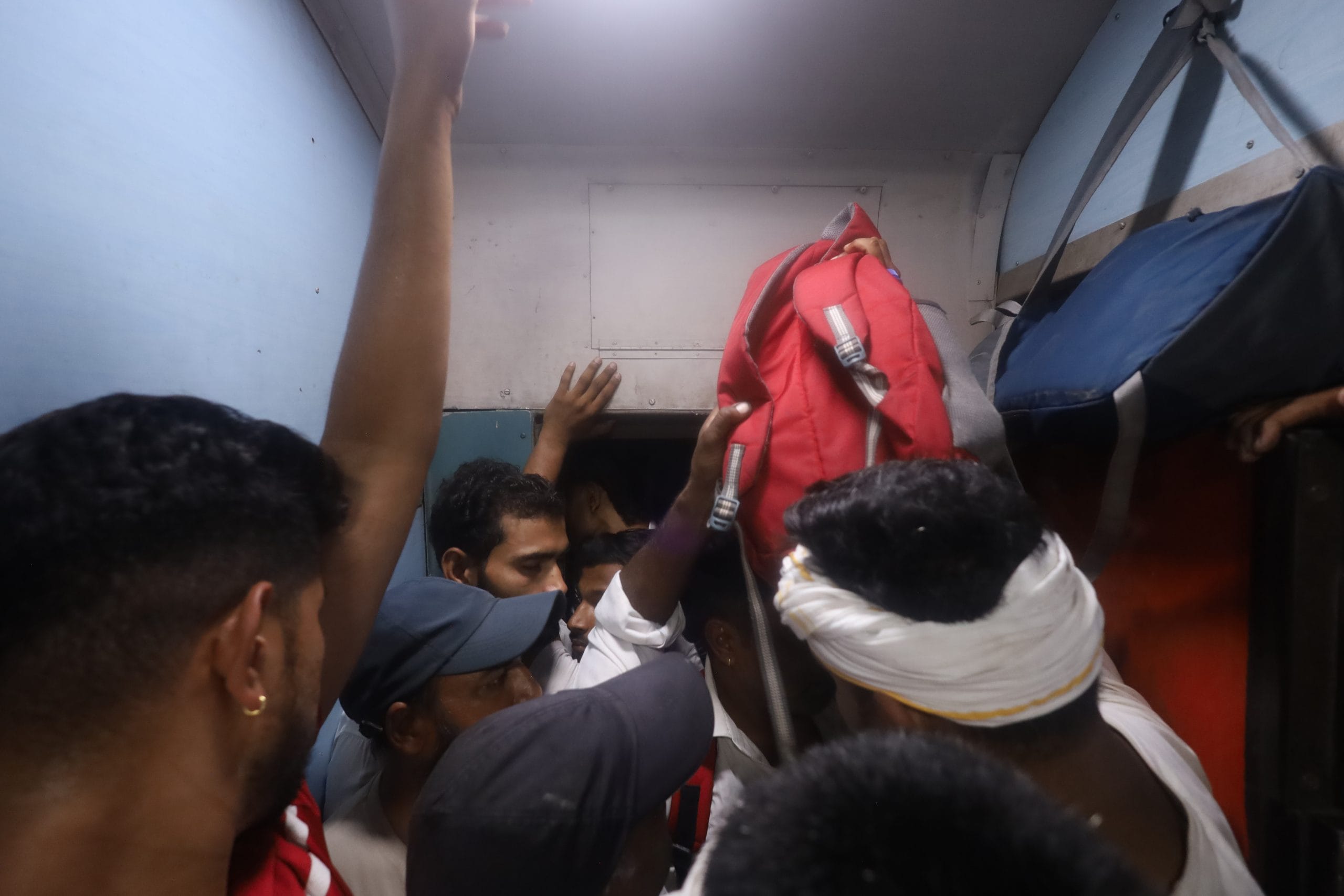 There's barely space to breathe in the train from Meerut to Muzaffarnagar. | Manisha Mondal | ThePrint