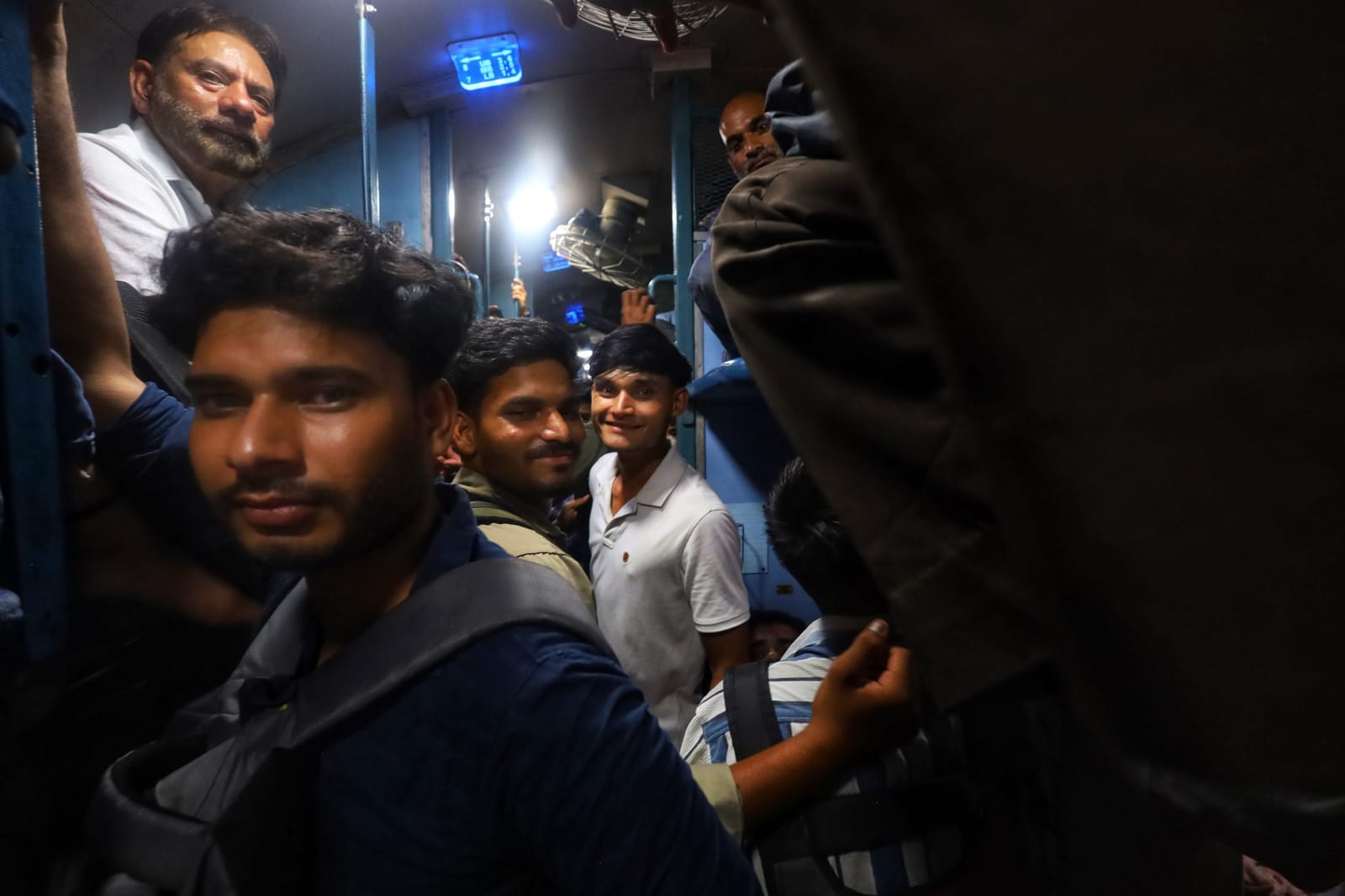 There's barely space to breathe in the train from Meerut to Muzaffarnagar. | Manisha Mondal | ThePrint