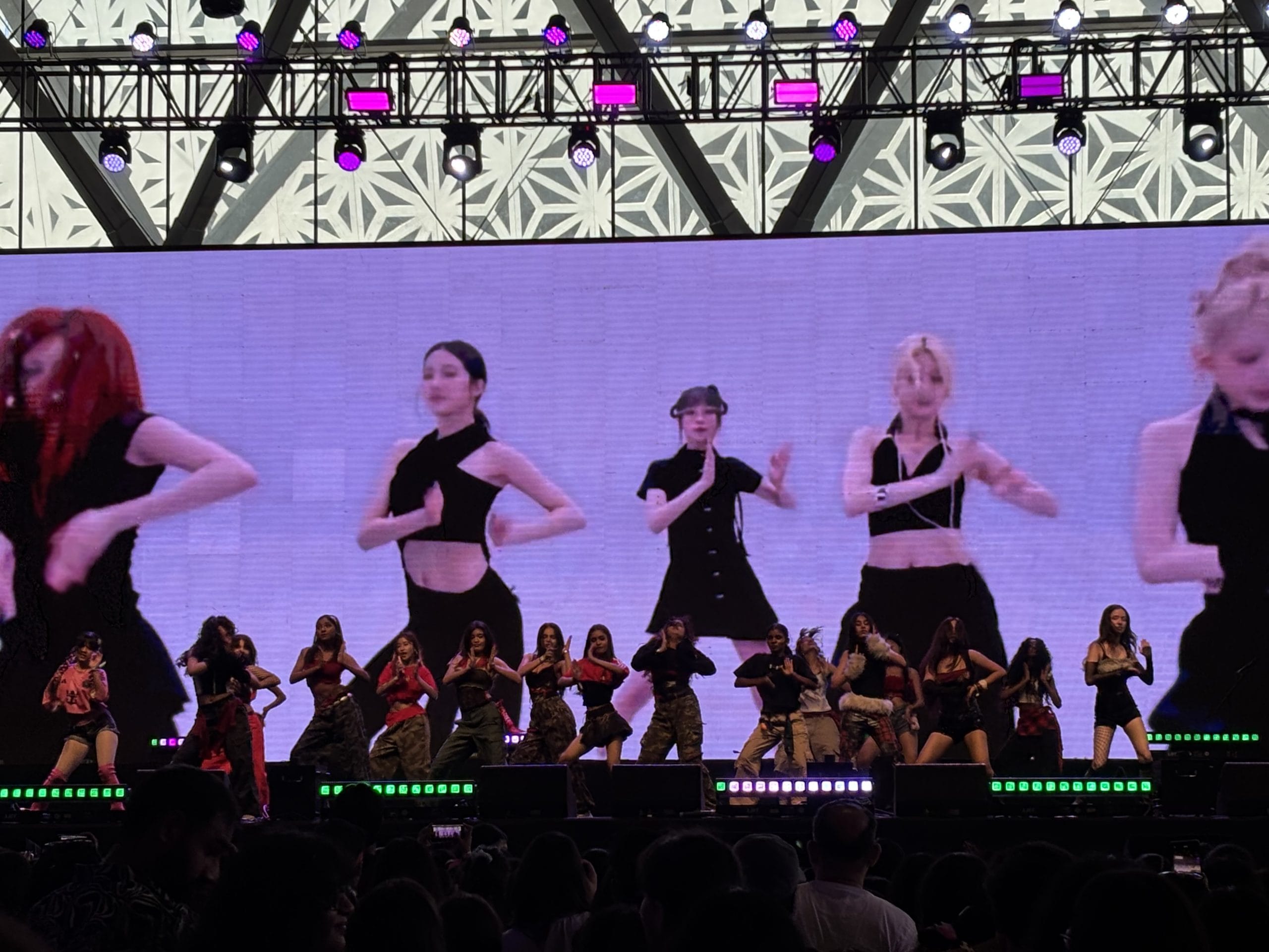 Delhi's K-pop fans showed off their choreography skills during one of the event's biggest attractions—random play dance | Vitasta Kaul, ThePrint