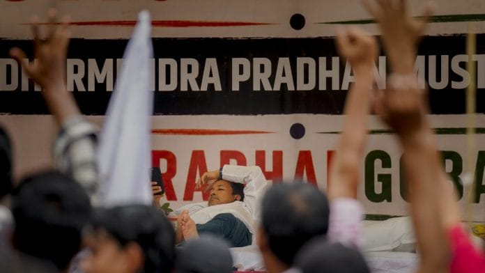 New Delhi: Activist Sonam Wangchuk during an indefinite hunger strike at the Jantar Mantar protest by the Cockroach Janata Party (CJP) to press for Union Education Minister Dharmendra Pradh's resignation over alleged examination irregularities, in New Delhi, Tuesday, June 30, 2026. (PTI Photo/Shahbaz Khan)(PTI06_30_2026_000098B)