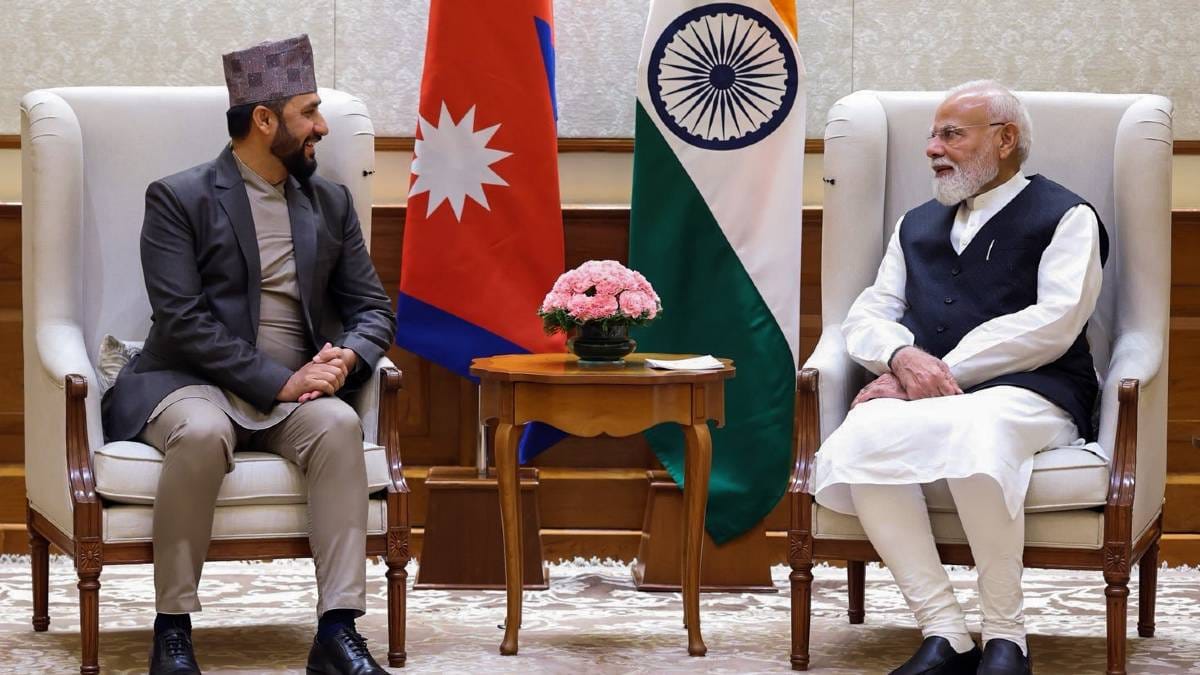 आरएसपी के रबि लामिछाने प्रधानमंत्री नरेंद्र मोदी के साथ | एएनआई