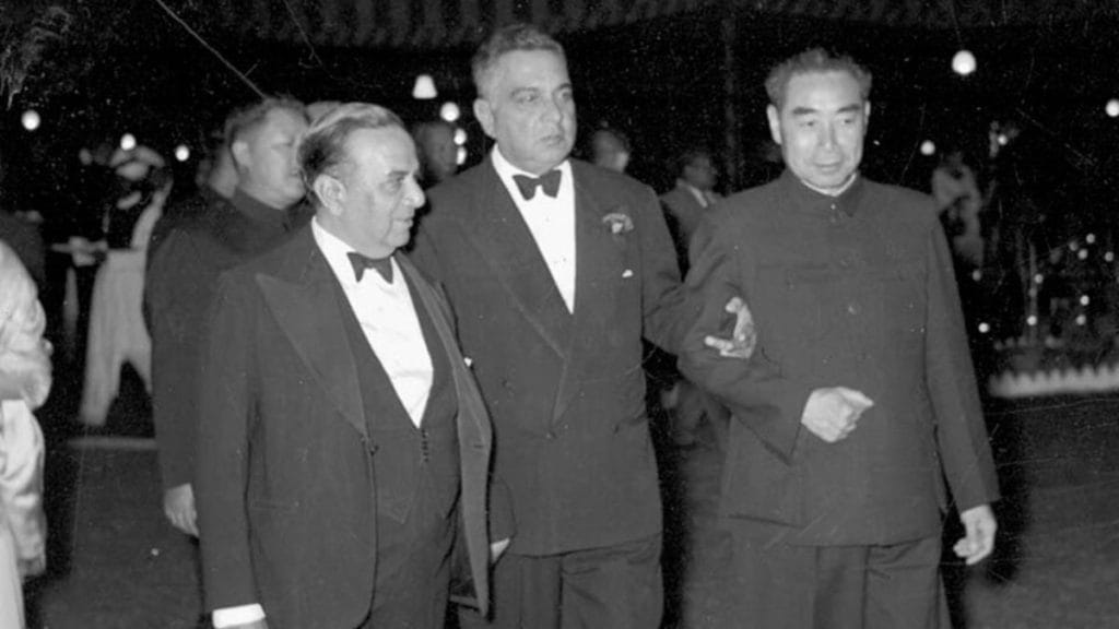 Huseyn Suhrawardy with the former Premier of the People's Republic of China, Zhou Enlai. Image: Wikipedia