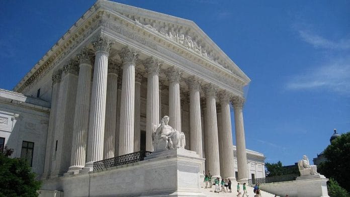 The US Supreme Court building in Washington | Photo: Commons
