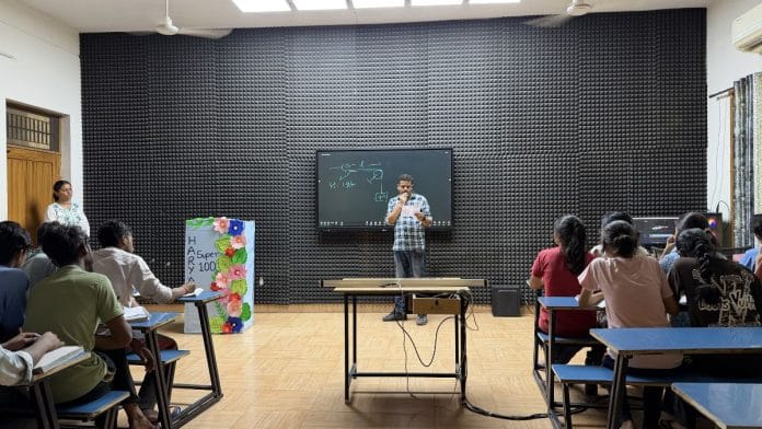 Students studying in a digital classroom at the Super 100 center. | Nootan Sharma | ThePrint