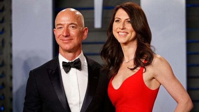 Jeff Bezos and MacKenzie Scott at the 2018 Vanity Fair Oscar Party | Reuters