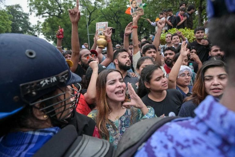 Bollywood stars who spoke up on student protest at Jantar Mantar