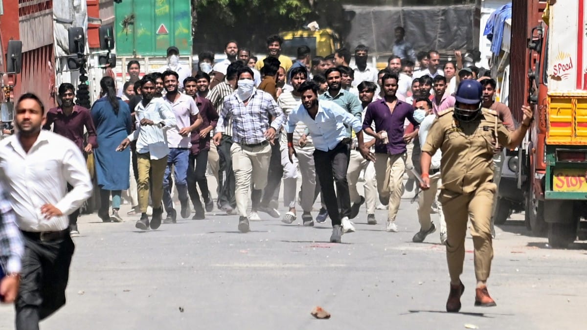 Security personnel deployed as employees of company protest in Noida on 13 April 2026 | Sumit/ANI