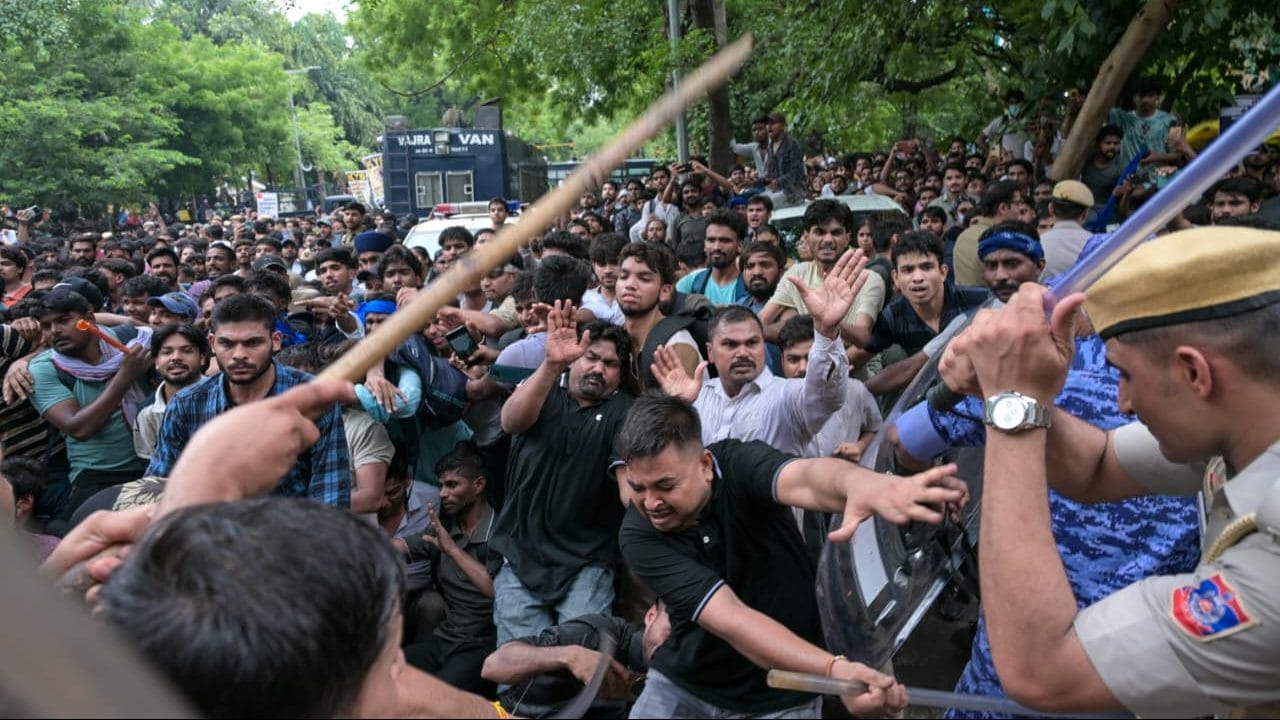 Jantar Mantar crackdown shows CJP has lost the plot it was hired to write