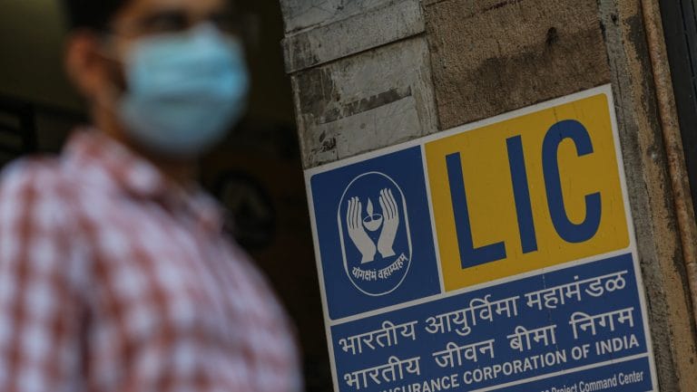 India ramps up share sale plans to cushion budget hit from oil