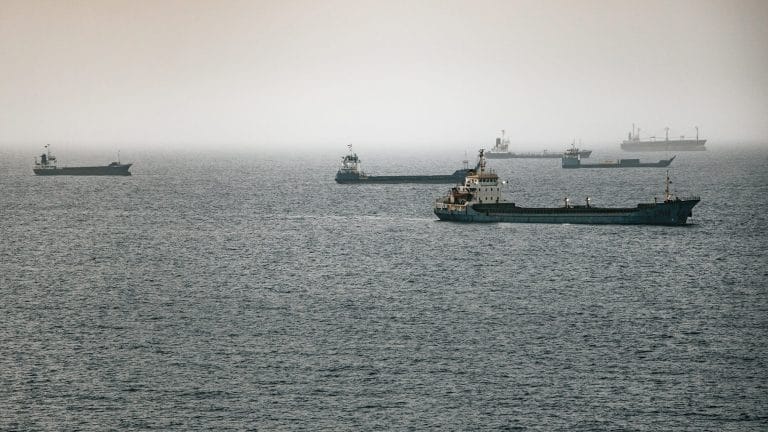 US launches fresh strikes after Iran closes Hormuz ‘until further notice’