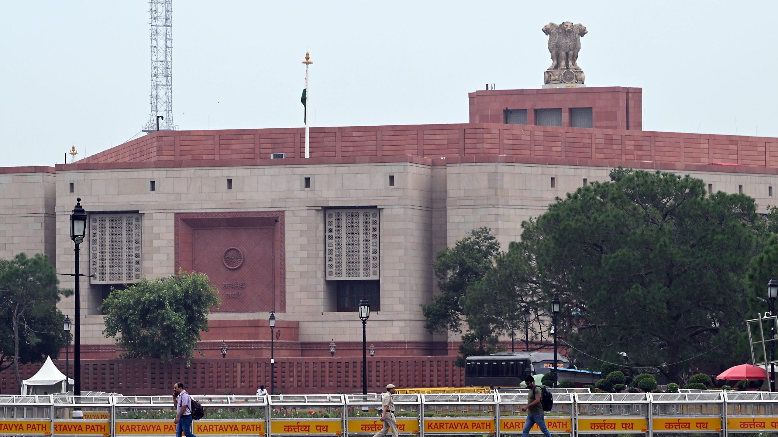 India to pass tax bill for global bond funds