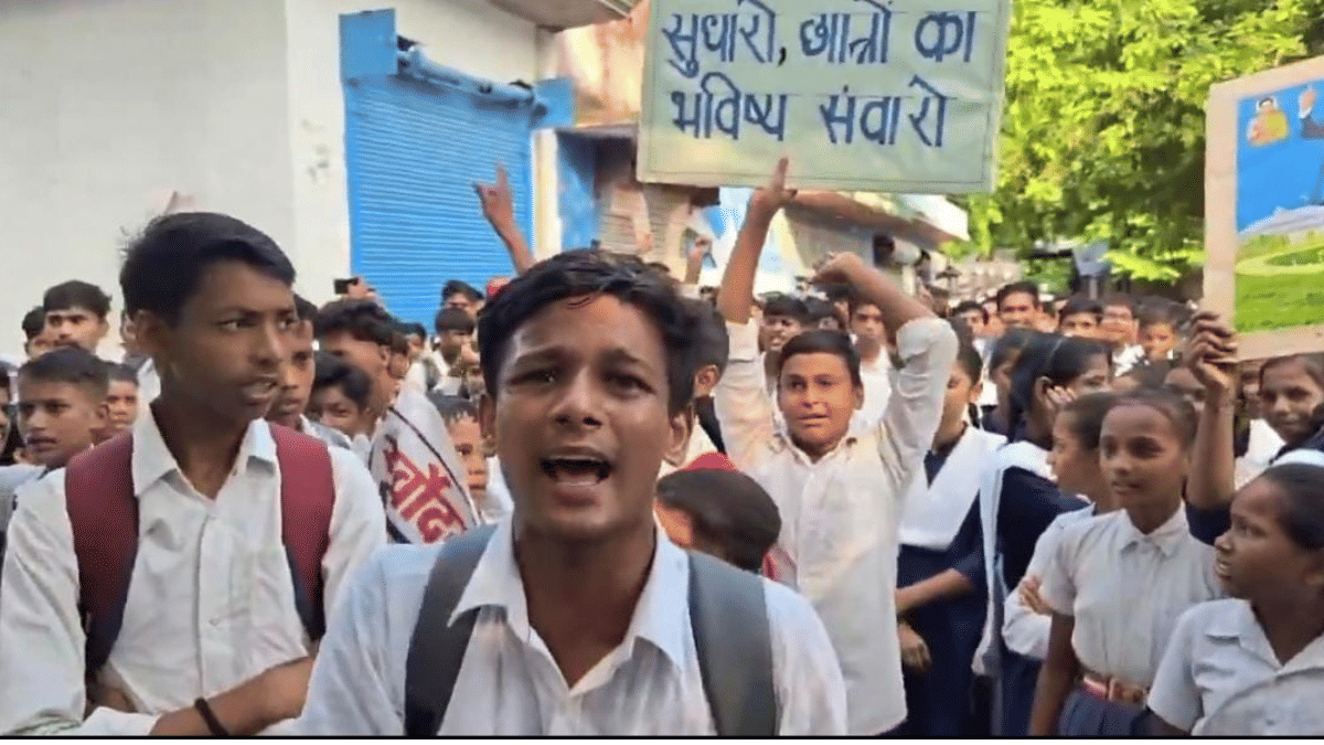 Gen Z rubs off on Gen Alpha: UP school yields after 1,500 students' 6-hr sit-in for water, toilets, fans