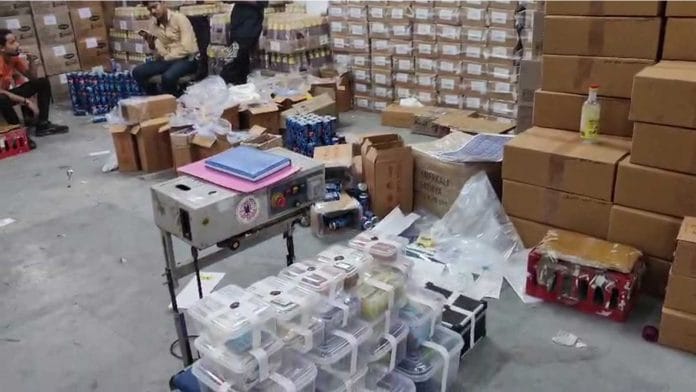 Delhi Police busts expiry date manipulation racket, seizes food worth Rs 20 lakh in Okhla | ANI
