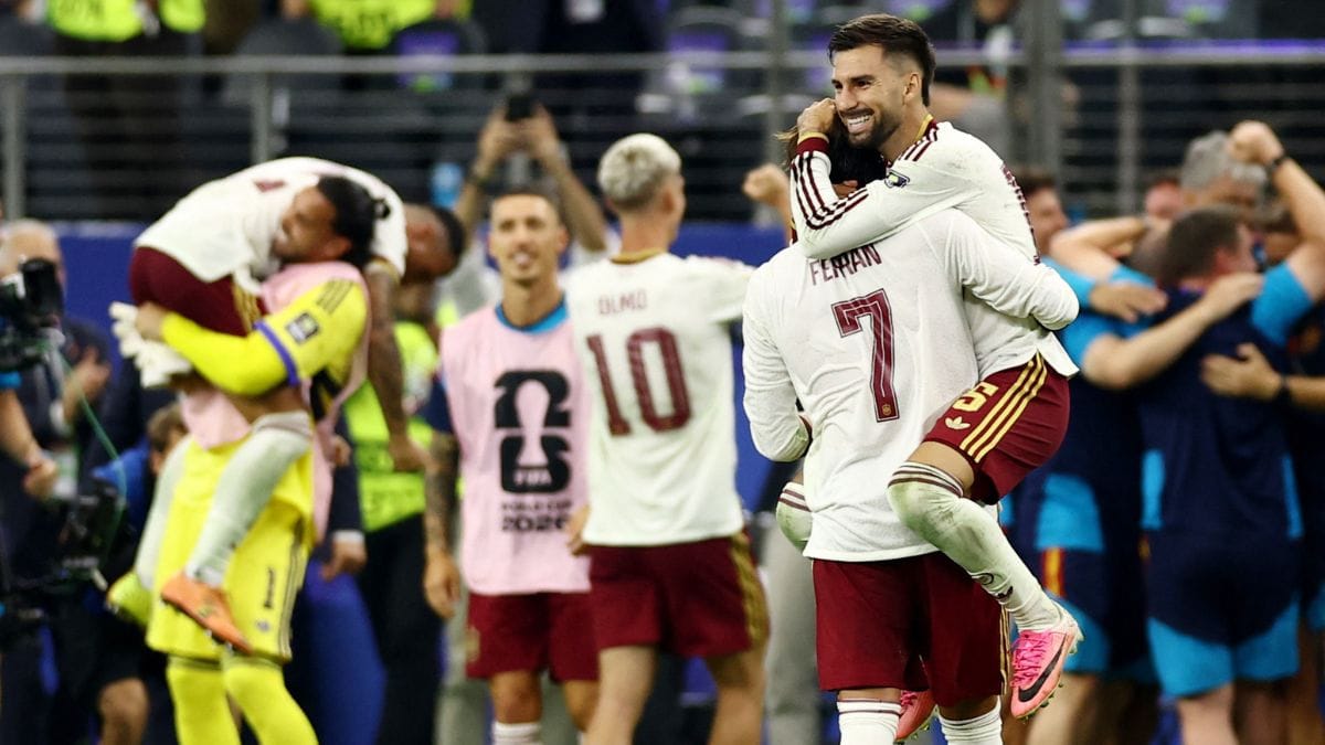 Ferran Torres and Alex Baena of Spain celebrate after defeating France in the 2026 FIFA World Cup semi-final | Lee Smith | REUTERS