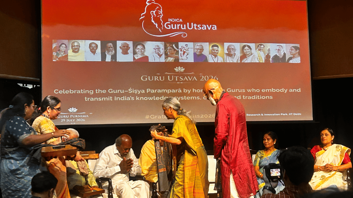 Finance Minister Honors Gurus at IIT Delhi Guru Utsava