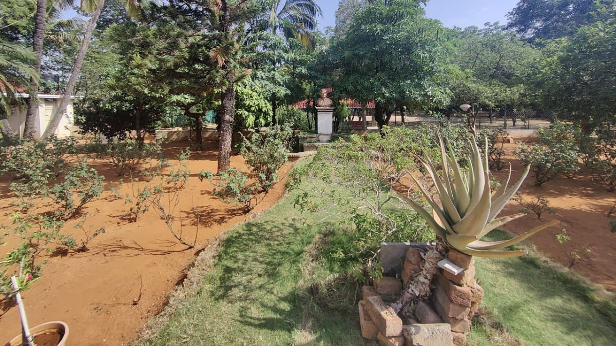 A bust of Raju's father Satyanarayana inside Satyam Enclave; Satyam founder's brother still lives here | Amrtansh Arora/ThePrint