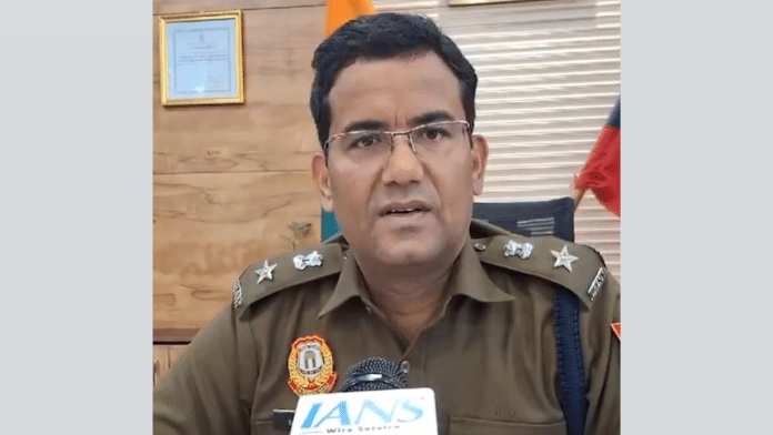 Additional DCP (North East District) Sandeep Lamba has faced flak for slapping a woman protester at the Cockroach Janta Party (CJP) march on Monday | X
