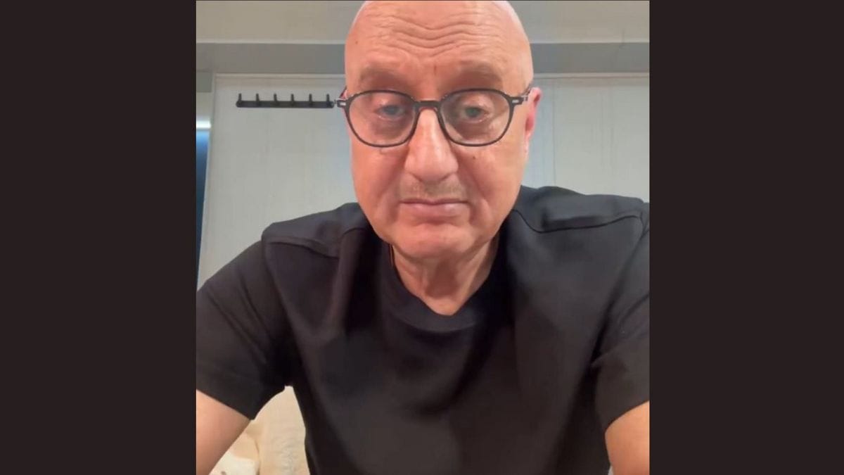 Anupam Kher backs CJP student protesters with caution
