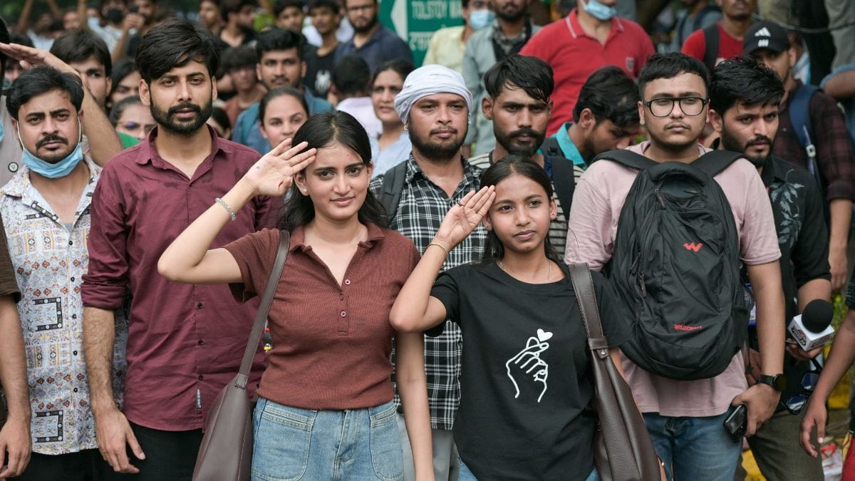 Women Protesters Face Cyberbullying After CJP Protests