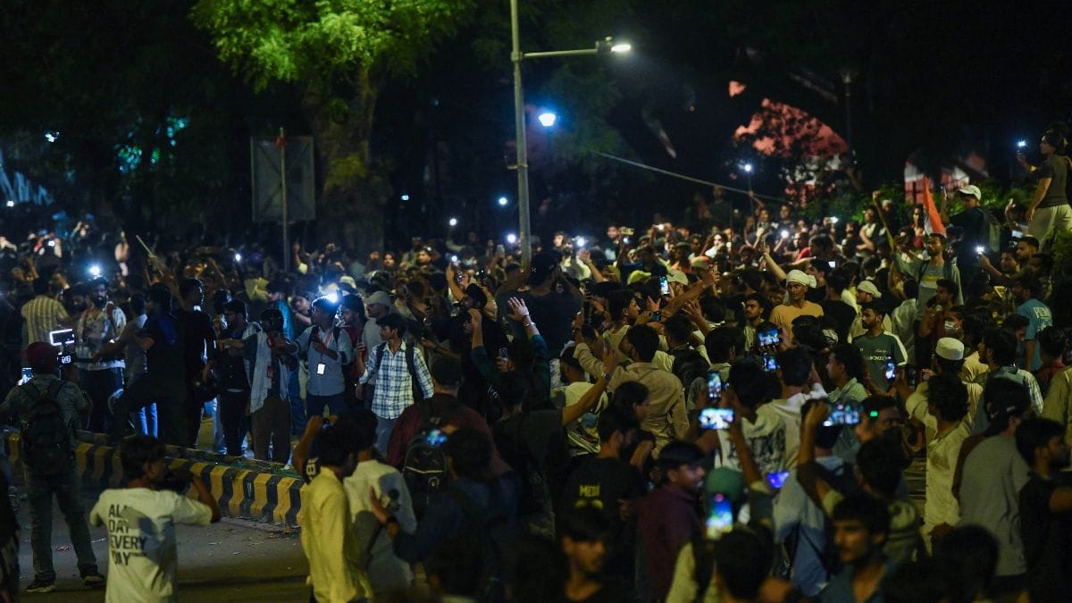 TV news showed the CJP protest live. Then it rewrote the story on primetime