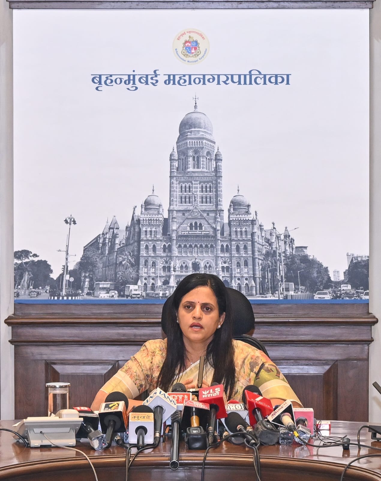 BMC Municipal Commissioner Ashwini Bhide addresses a press conference at the civic headquarters on 7 July on Mumbai's recent tree and branch fall incidents | Photo by special arrangement