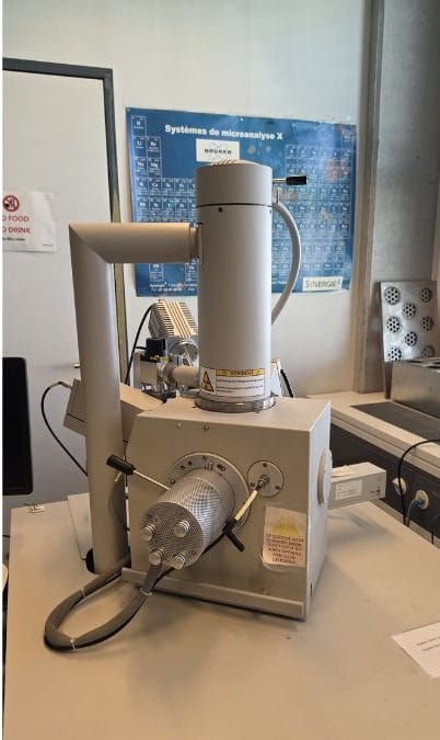 A scanning electron microscope fitted with X-ray microanalysis capability at Scrivener's lab — the kind of instrument used to examine LC3's microstructure | Soumya Pillai | ThePrint