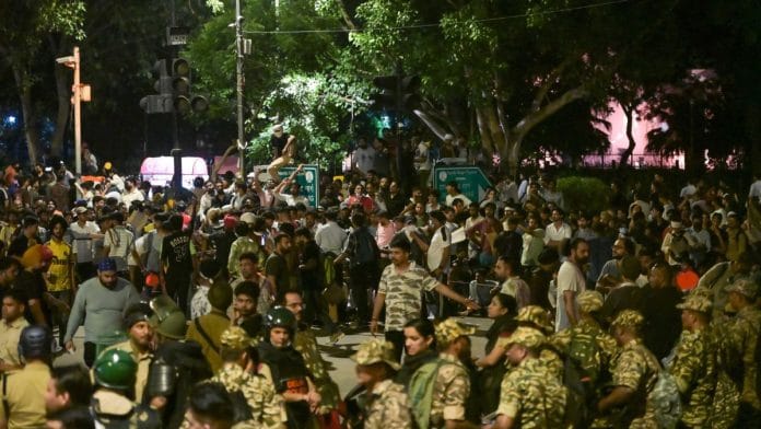 Security forces at Jantar Mantar where the CJP protest continues | Suraj Singh Bisht | ThePrint