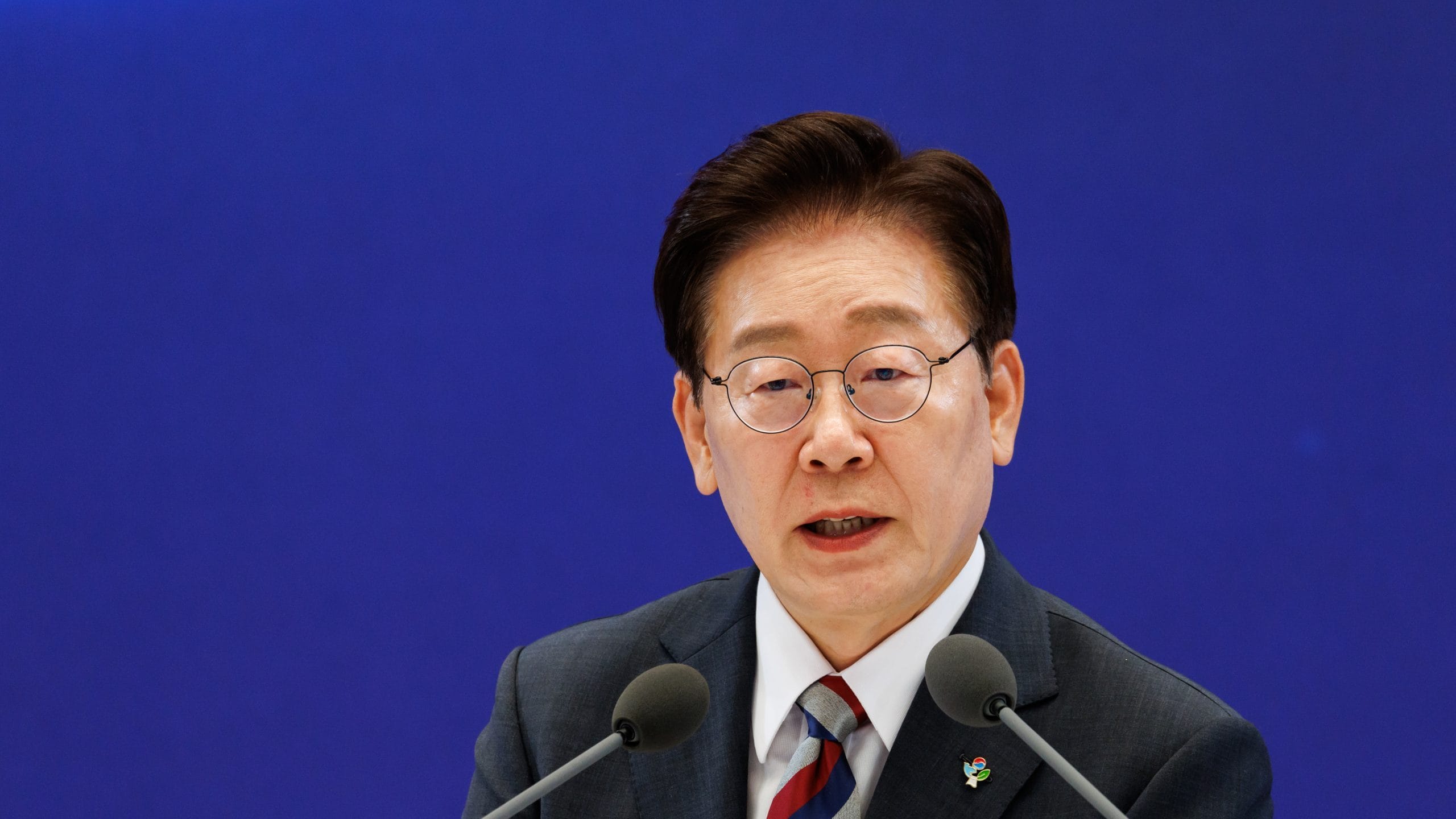 North Korea may have up to 120 nuclear warheads, Seoul says