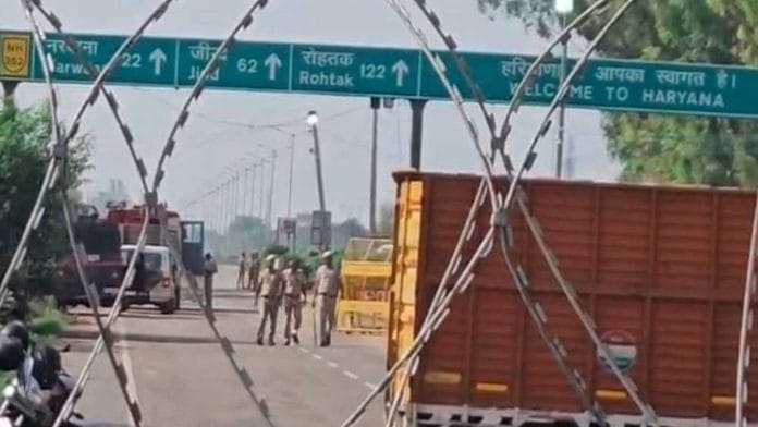 Haryana Police heavily barricaded the Khanauri checkpoint to block a fresh farmers' march to Delhi | ANI
