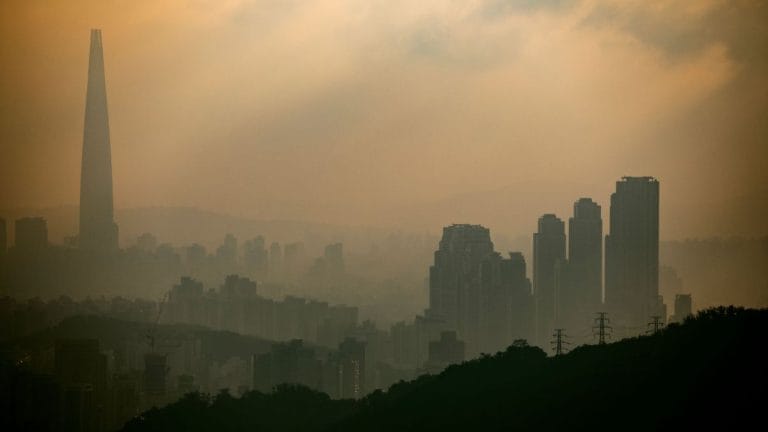 Dust, soot, smoke makes arthritis flare out, finds new South Korean study