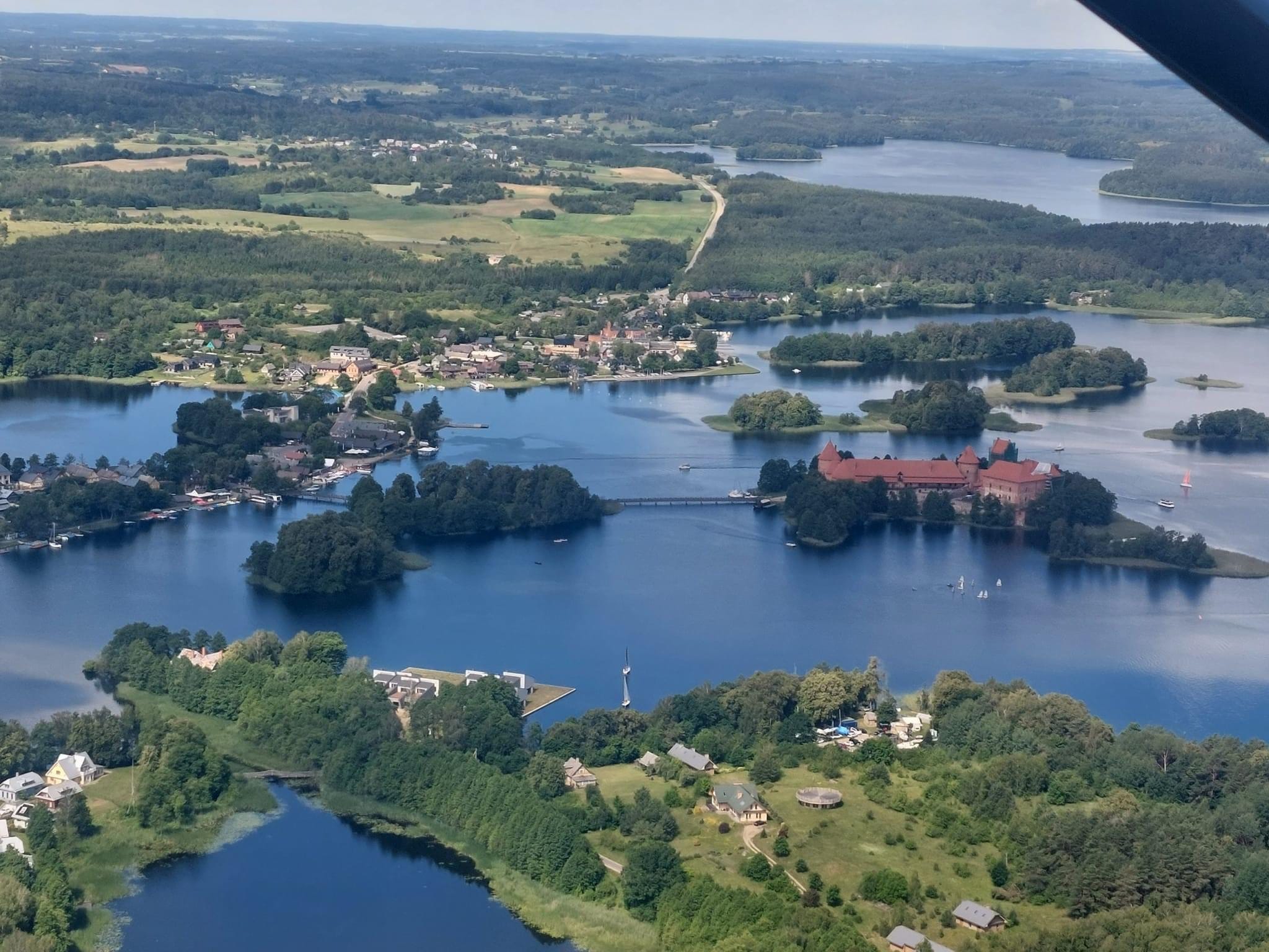 Highly recommended flight over Trakai, historical capital of Lithuania, and its lake island | Photo courtesy: Diana Mickevičienė
