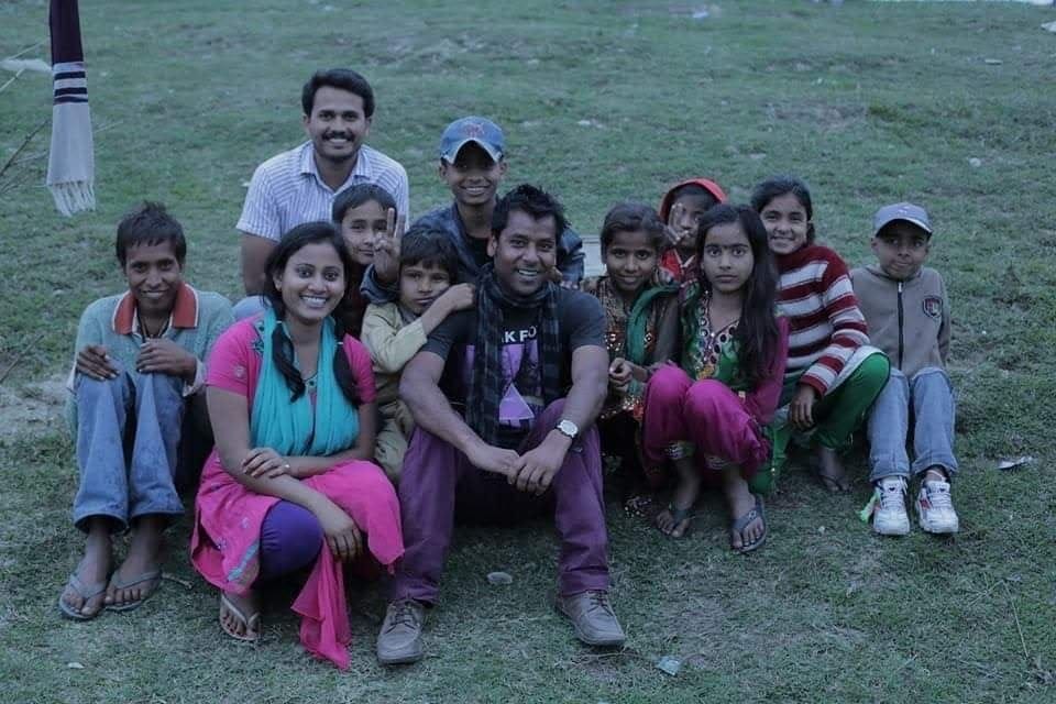 Prashant Nagendra (centre) with actor Meena Gautam on the left and Roshan raj sitting behind, during the shoot of 'Lalka Paag' | By special arrangement