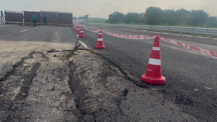 A cracked stretch cordoned off with caution tape on the Lucknow-Kanpur Expressway. Saman Husain | ThePrint