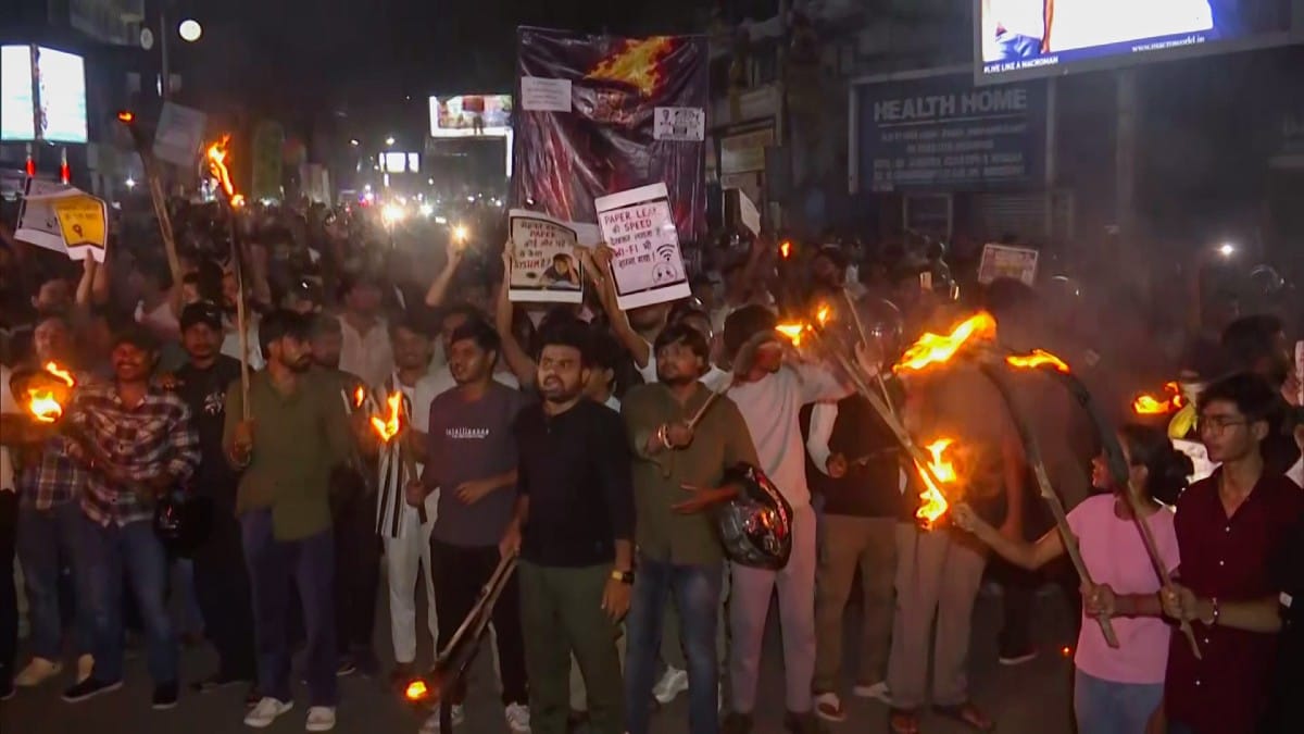 Students take part in a torch rally in Ranchi on 2 August 2026 | ANI