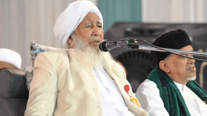 Islamic scholar Kanthapuram A P Aboobacker Musliyar.