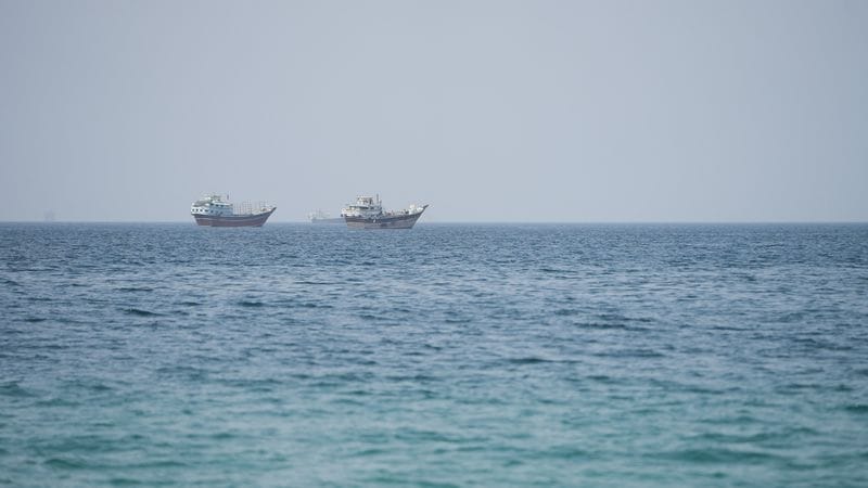 US official says 'we expect a deal soon' between Iran and Oman on Strait of Hormuz; US to lift blockade of Iranian ports once deal announced