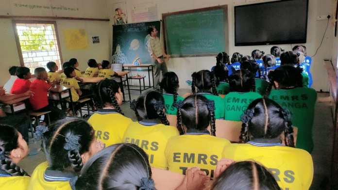 Students of an Eklavya Model Residential School attend a session on sciences | X/@NESTSHQ