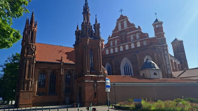 Churches of St. Anne and St. Bernardines | Photo courtesy: Diana Mickevičienė