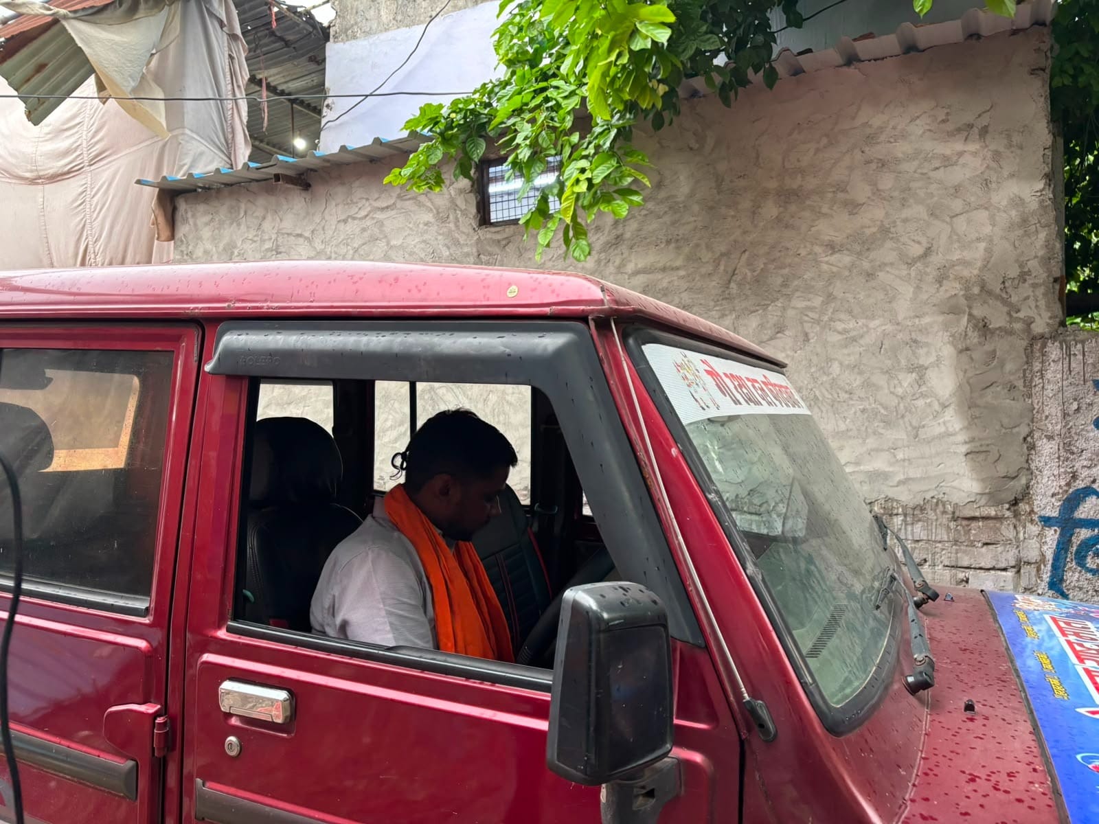 Dhanraj in the Bolero car used by gau rakshaks | Samridhi Tewari/ThePrint