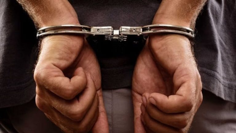 Bihar SP cracks down on corrupt cops. Arrests SHO, three others in Rs 1.8 lakh extortion case
