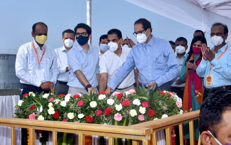Then Maharashtra CM Uddhav Thackeray launching the Coastal Road Tunnel Boring Machine at Priyadarshini Park in Mumbai in January 2021 | ANI file photo