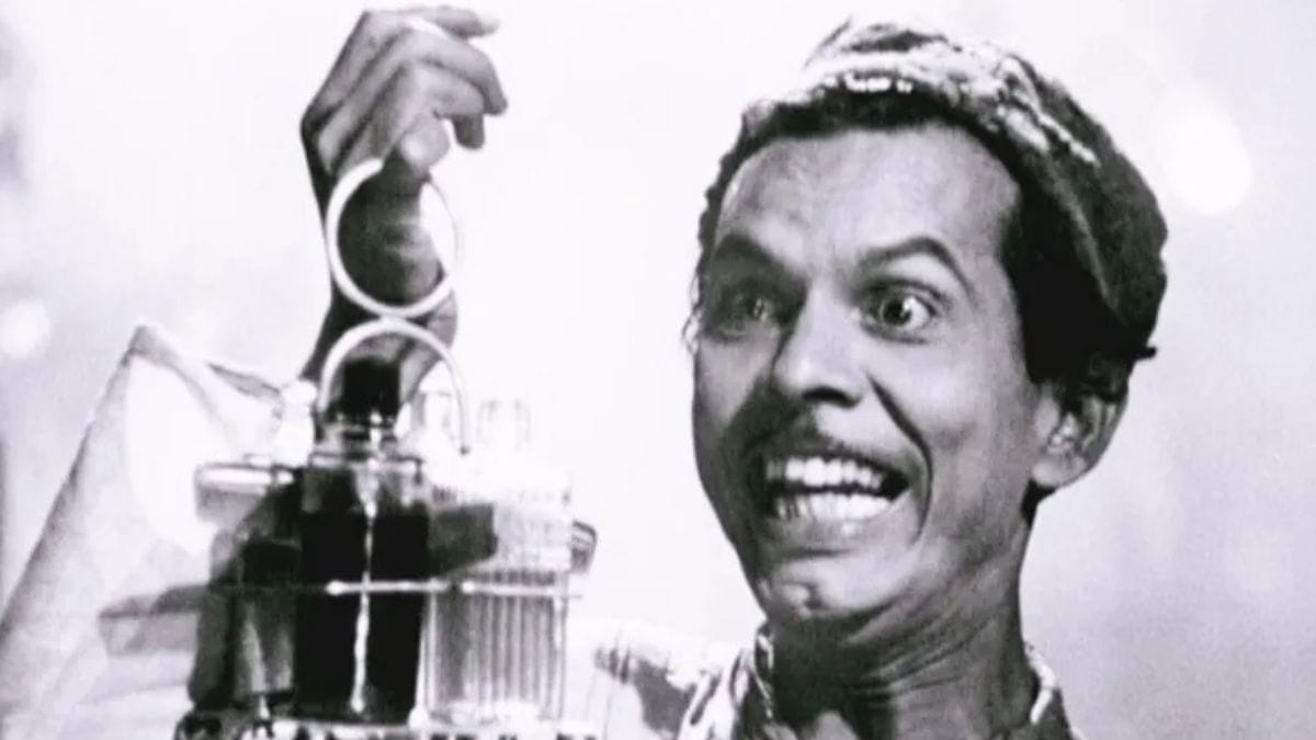 Johnny Walker in Pyaasa | YT